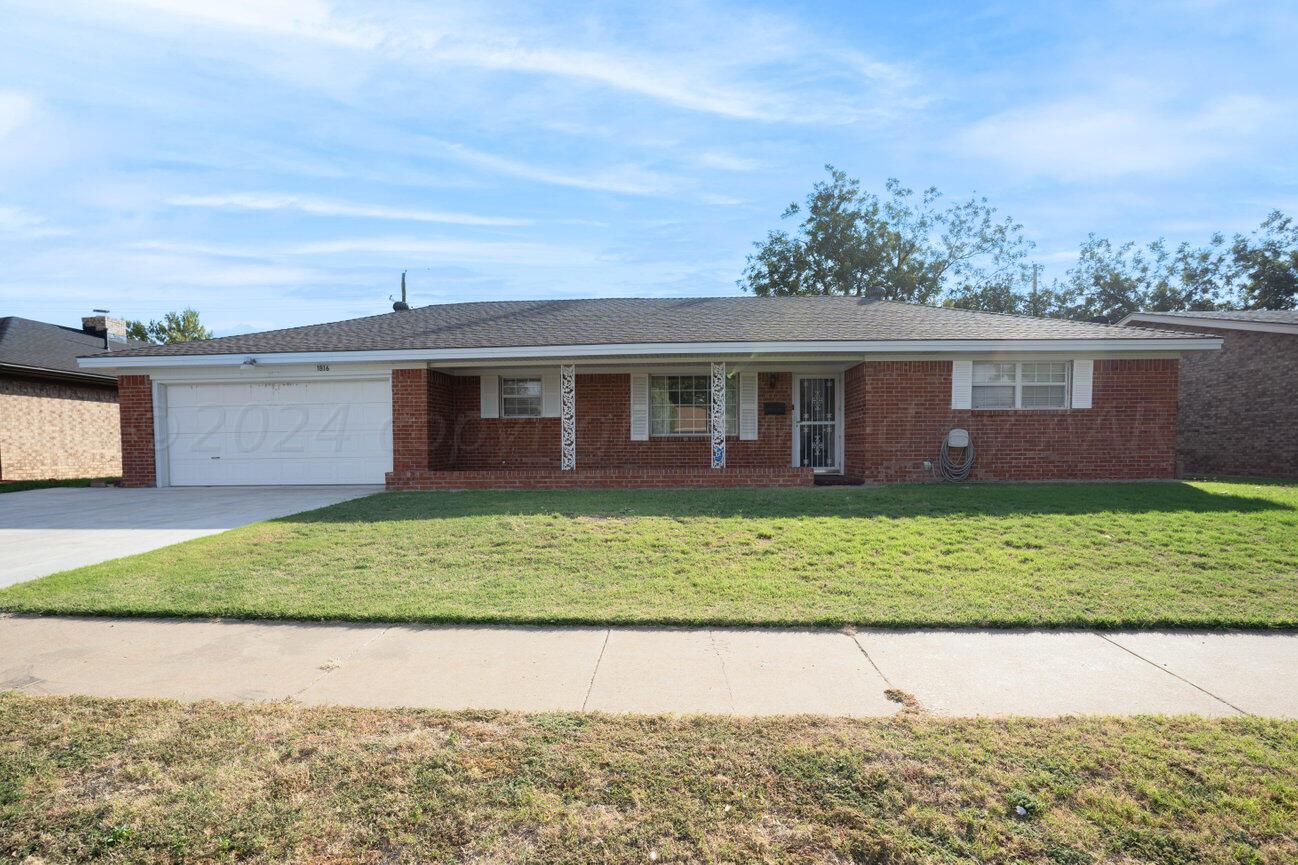 1816 Lynn Street, Pampa, Texas image 1