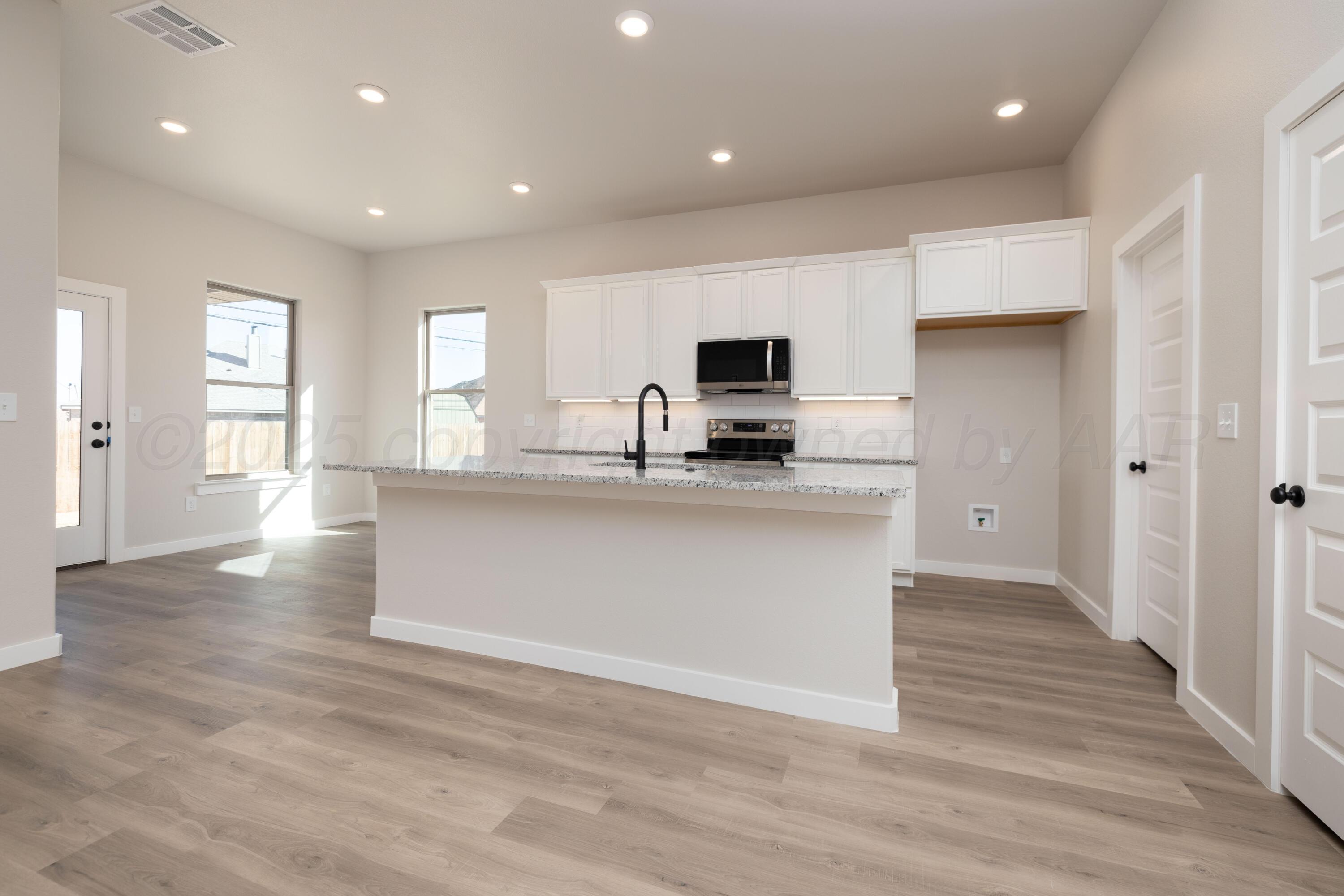 6402 E Lewisville Ln, Amarillo, Idaho image 4