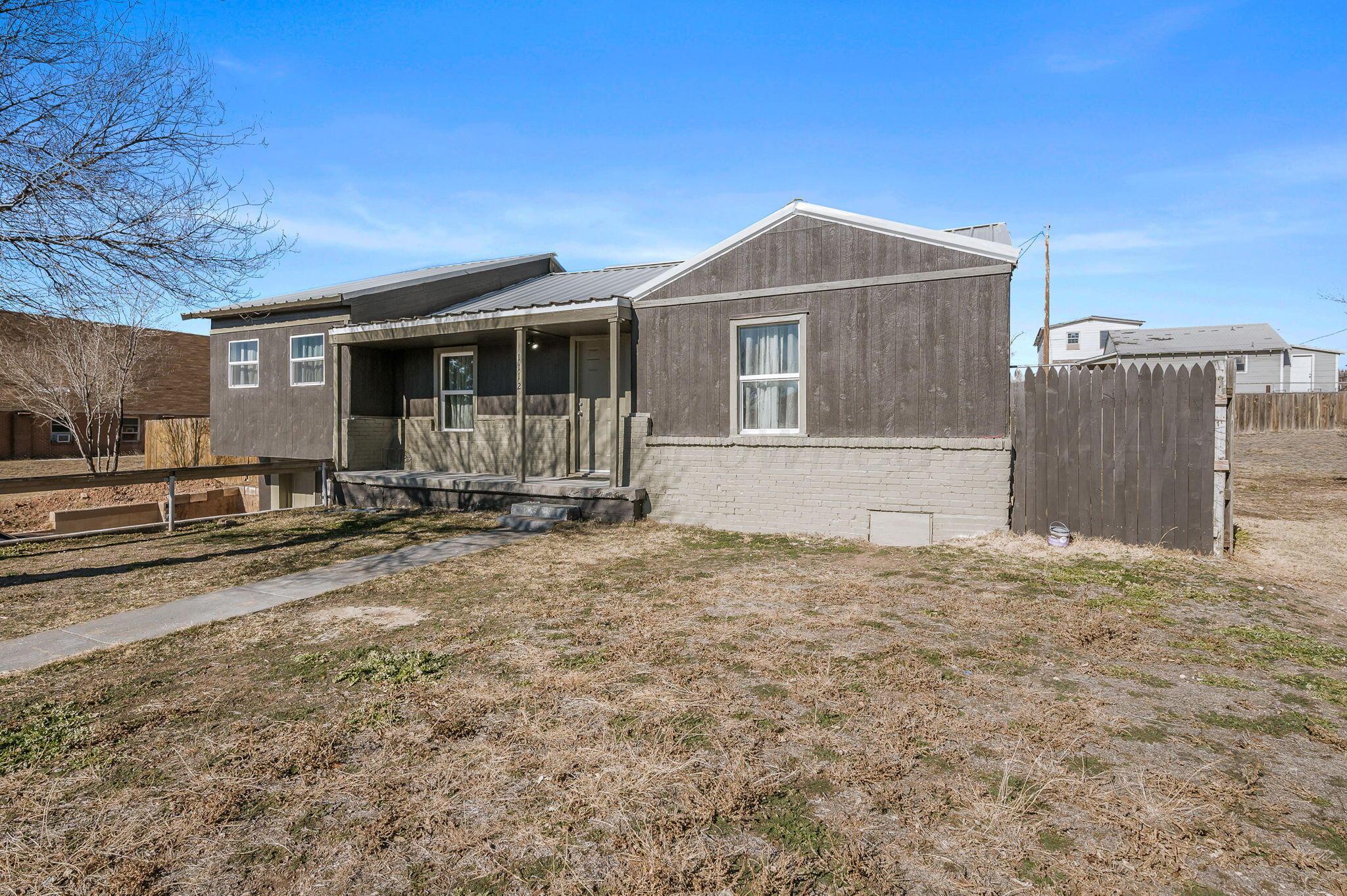 1112 Madison Street, Borger, Texas image 3