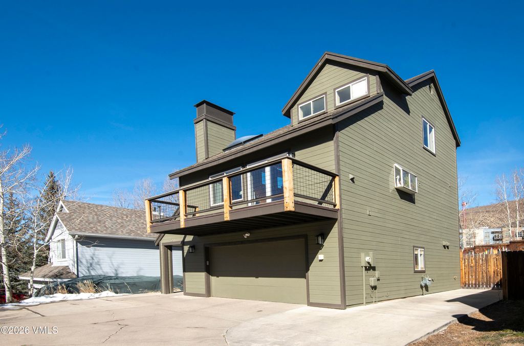 Photo of 5011 Eaglebend Drive, Avon, CO 81620 (MLS # 1013486)