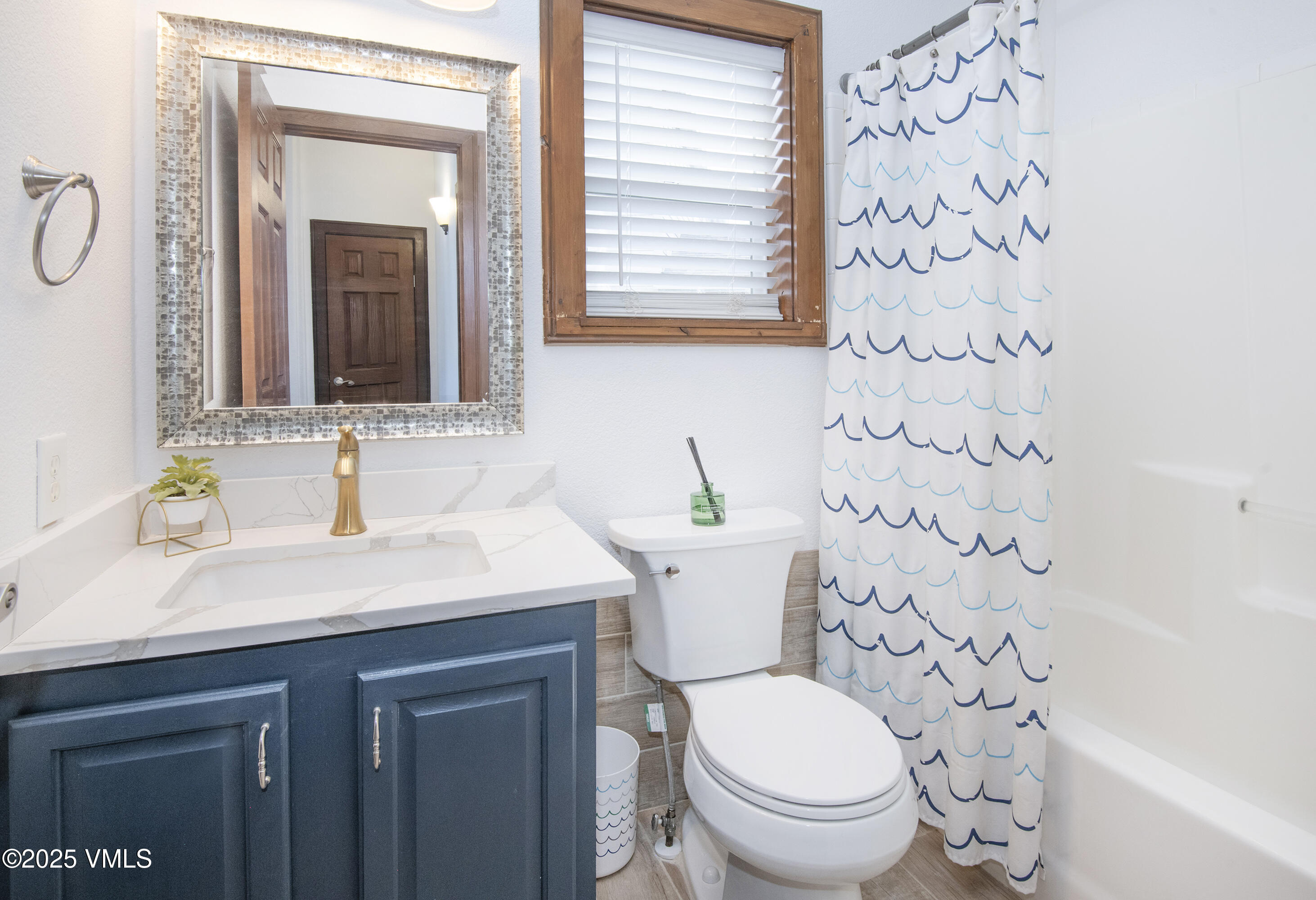 Dotsero, Colorado 81637, United States, 4 Bedrooms Bedrooms, ,3 BathroomsBathrooms,Residential,Active,116776