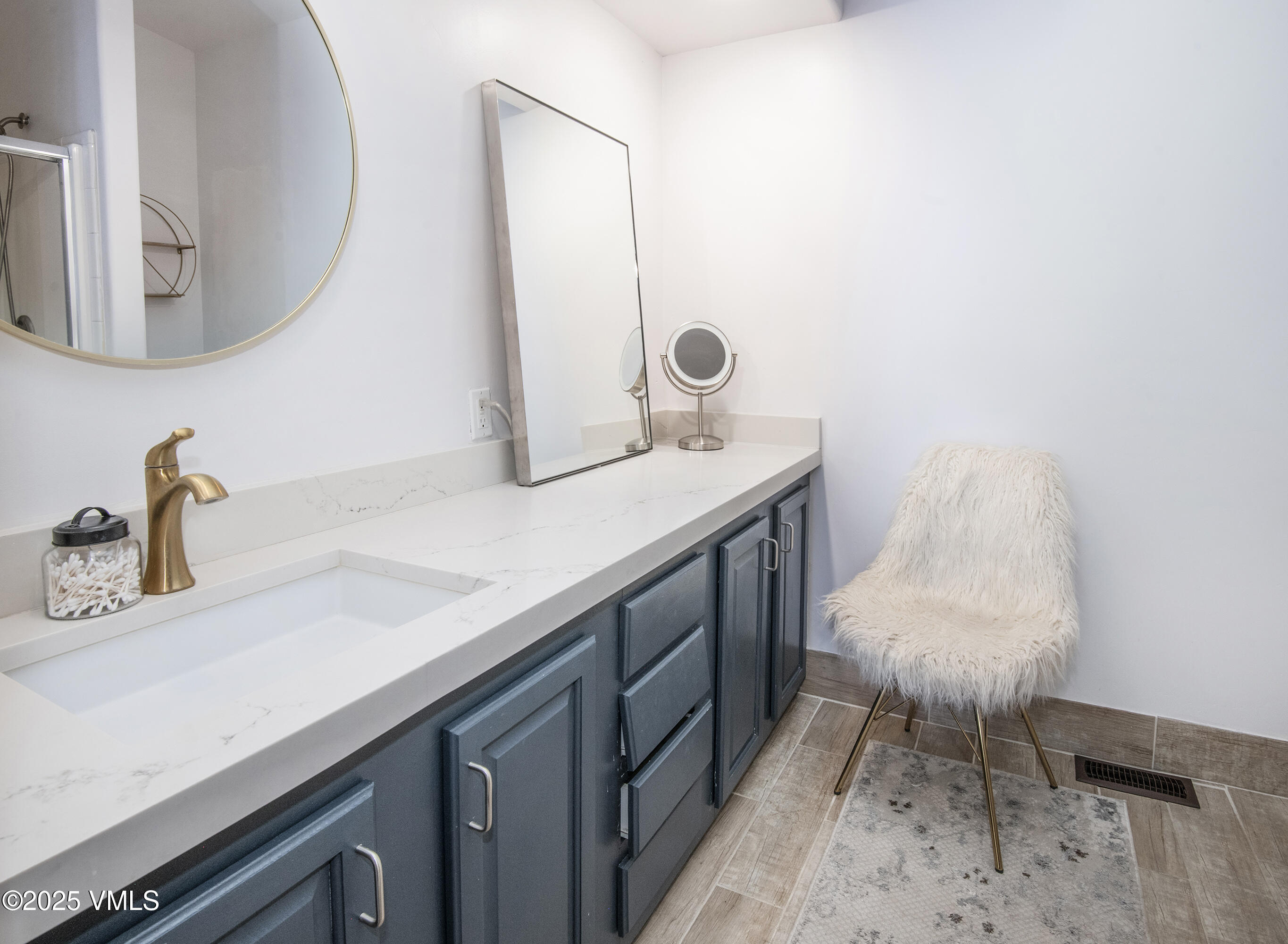 Dotsero, Colorado 81637, United States, 4 Bedrooms Bedrooms, ,3 BathroomsBathrooms,Residential,Active,116776