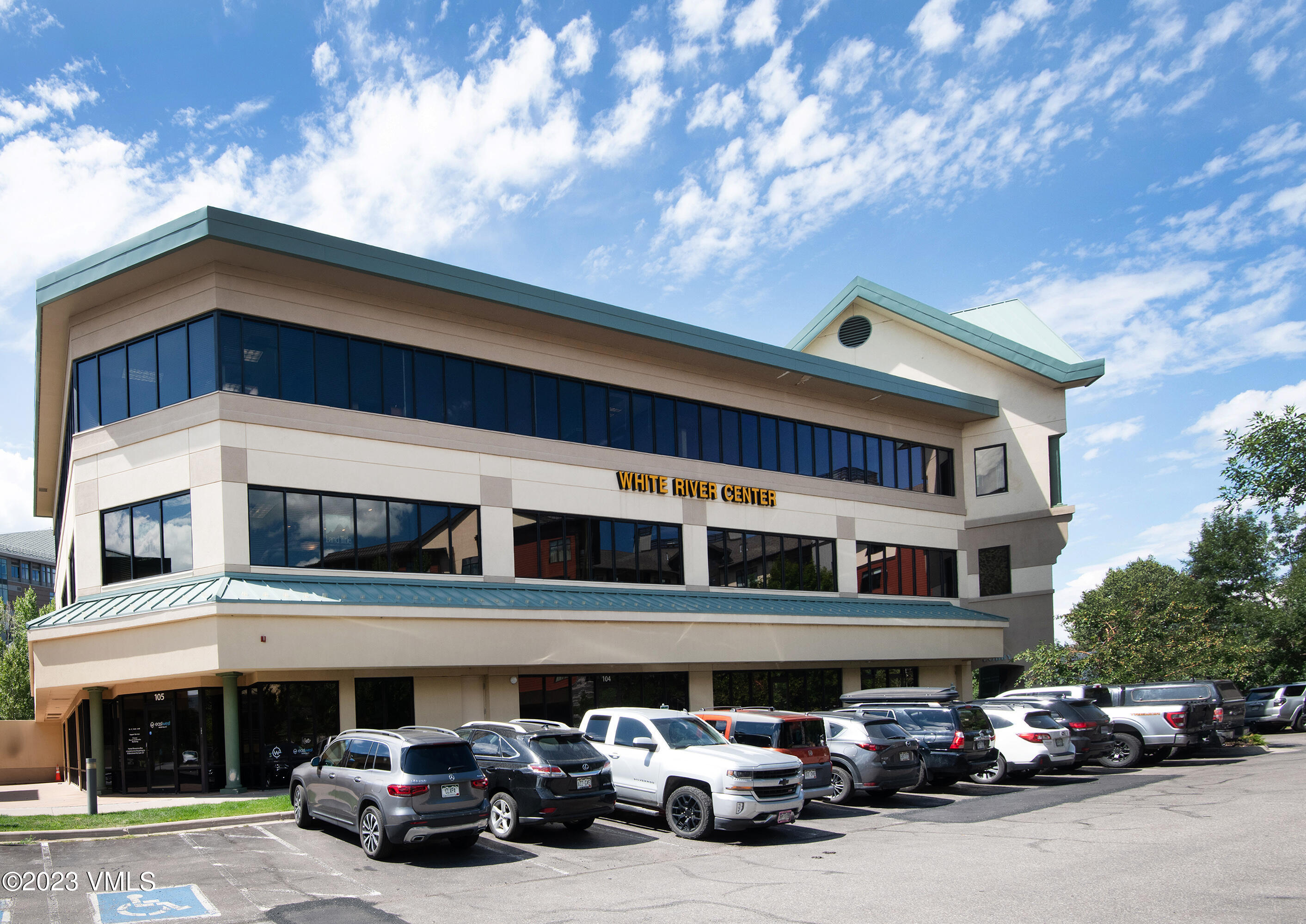 Avon, Colorado 81620, United States, ,Commercial,Pending,100172