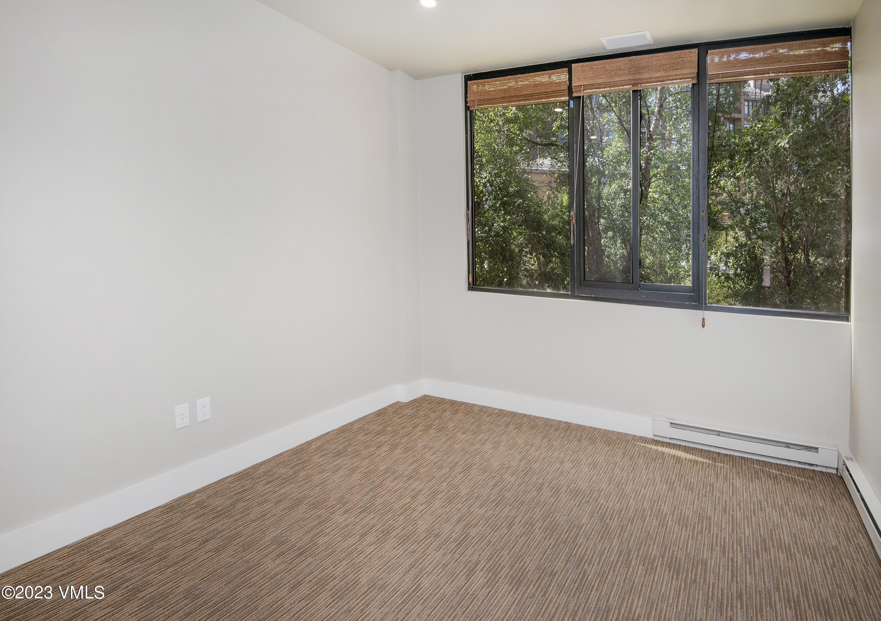 Avon, Colorado 81620, United States, ,Commercial,Pending,100172