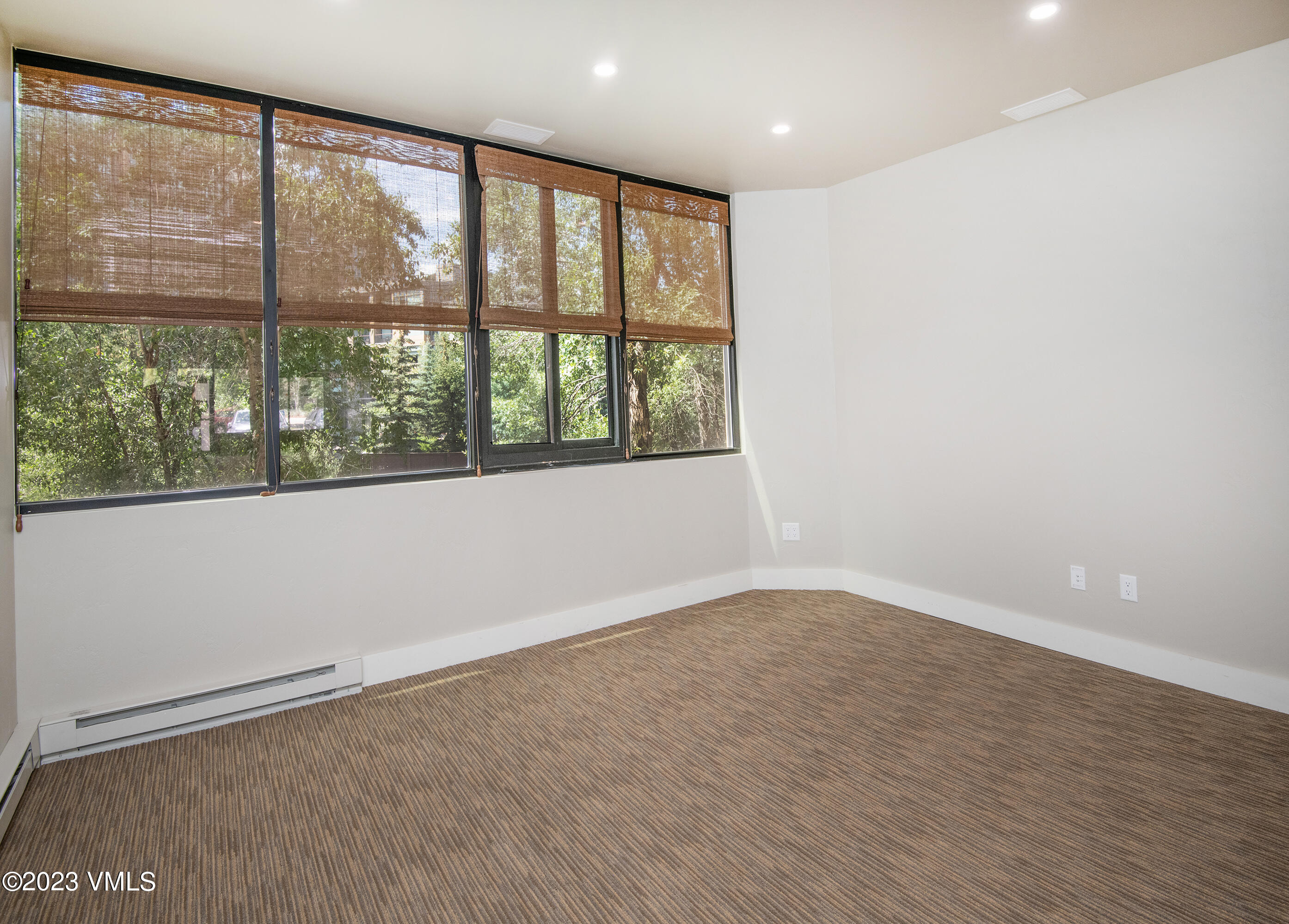 Avon, Colorado 81620, United States, ,Commercial,Pending,100172