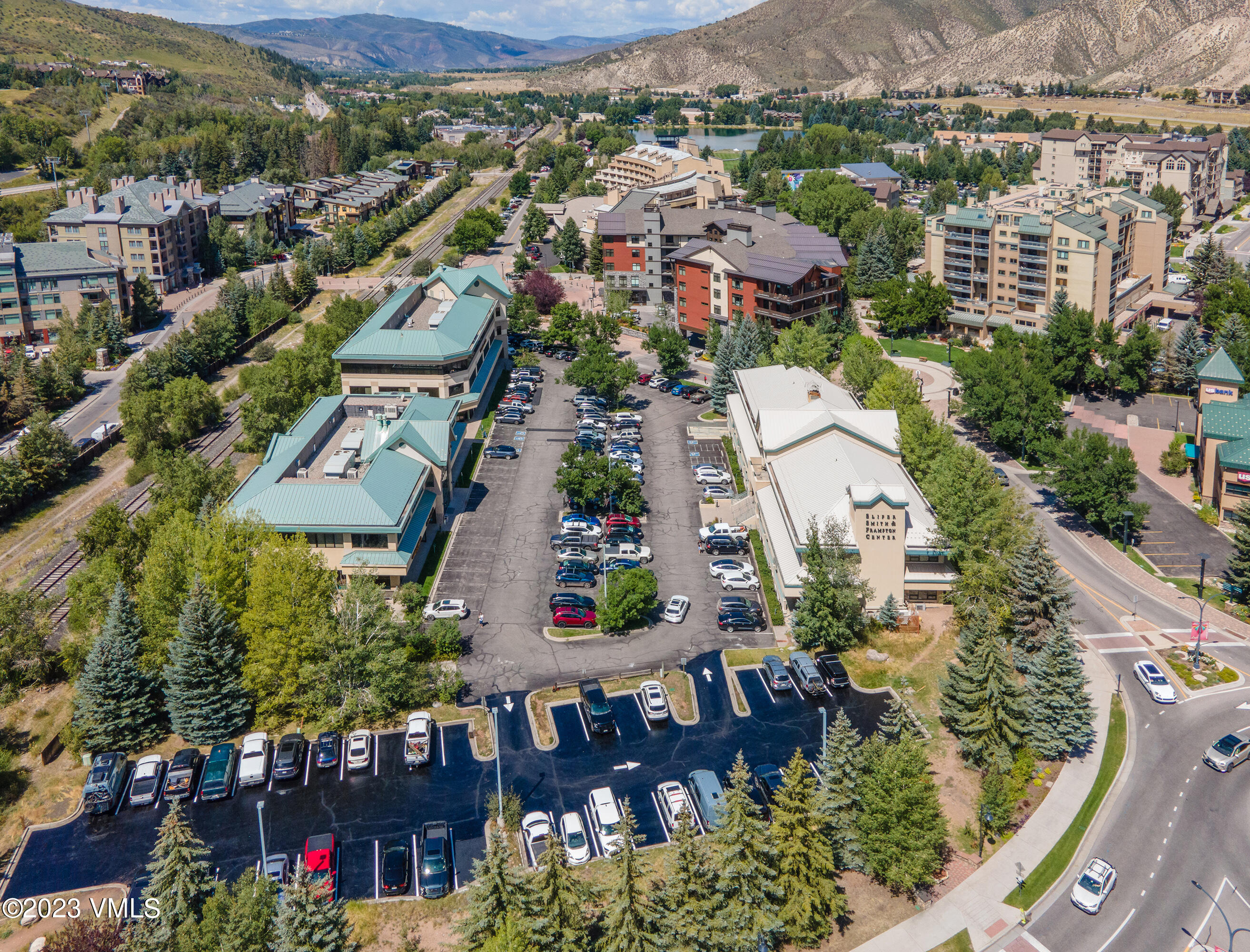 Avon, Colorado 81620, United States, ,Commercial,Pending,100172