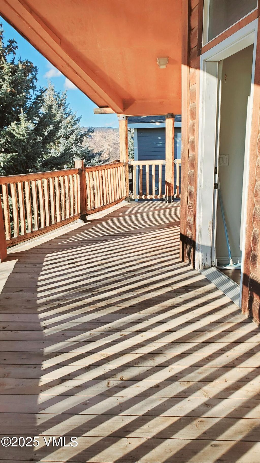 Photo of 105 Bowie Road, Gypsum, CO 81637 (MLS # 1013112)