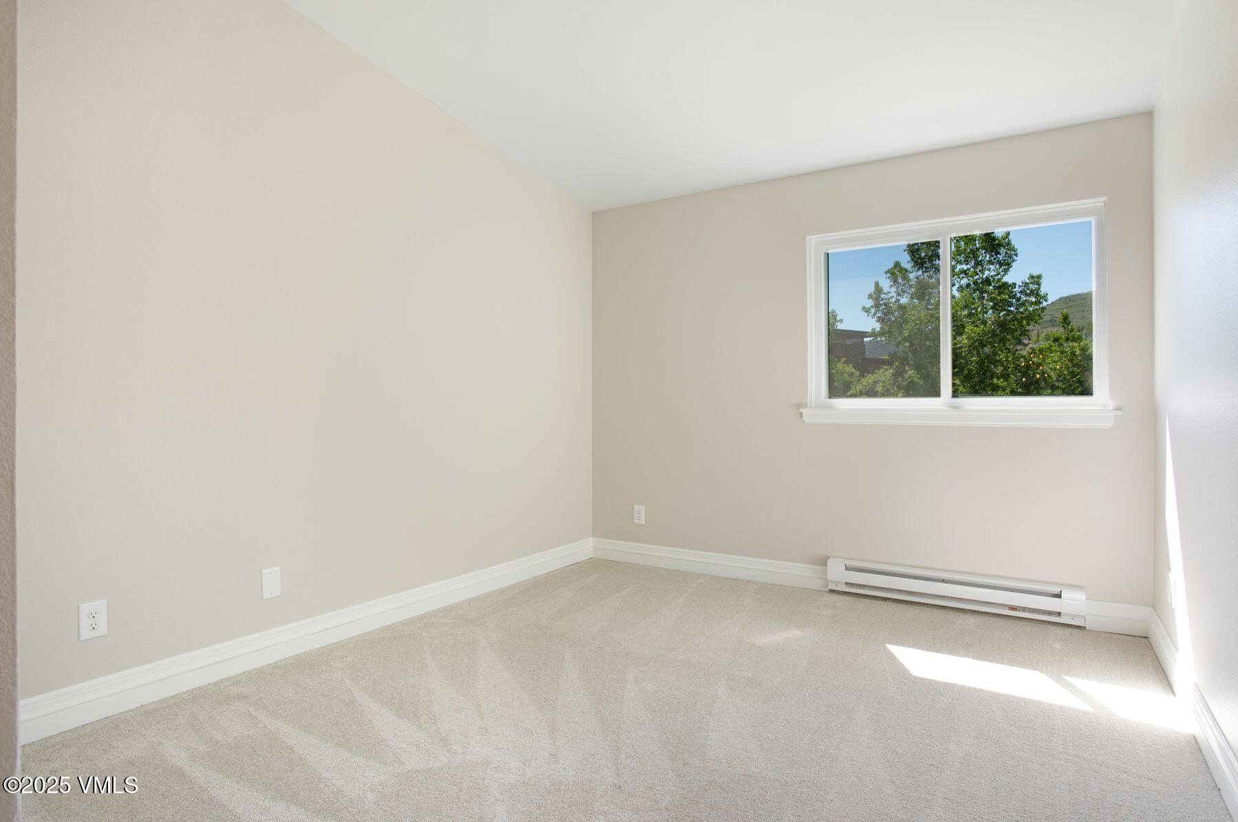 Edwards, Colorado 81632, United States, 3 Bedrooms Bedrooms, ,3 BathroomsBathrooms,Residential,Active,147378