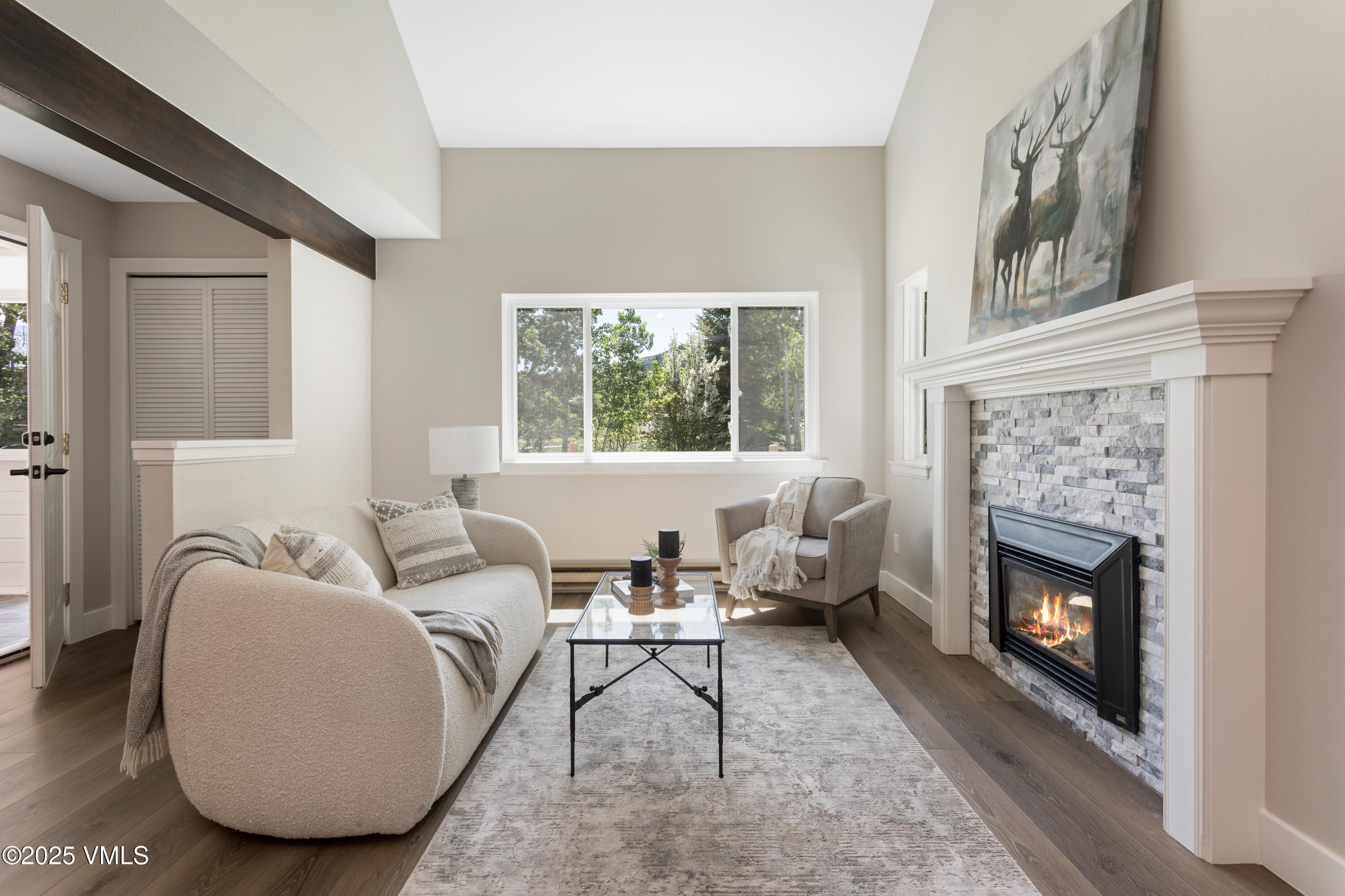 Edwards, Colorado 81632, United States, 3 Bedrooms Bedrooms, ,3 BathroomsBathrooms,Residential,Active,147378