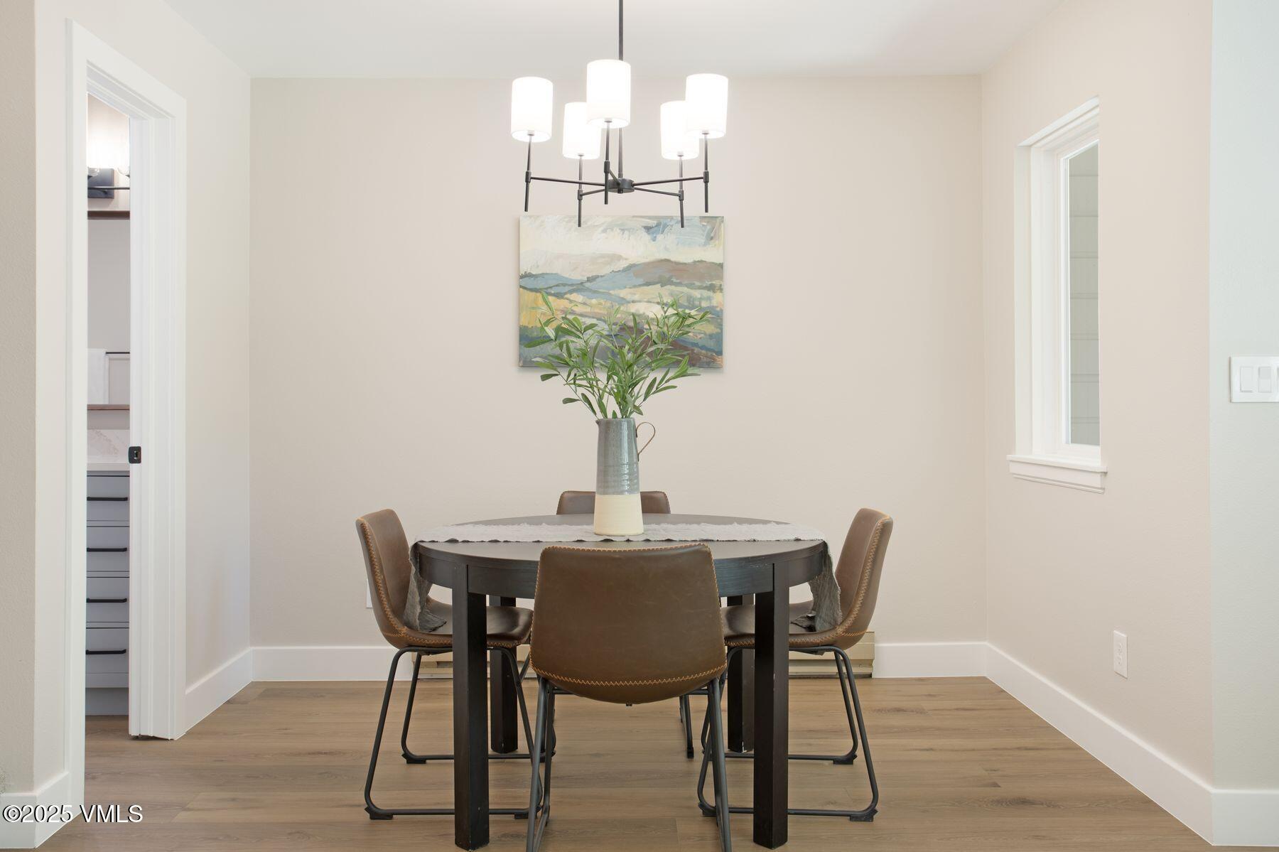 Edwards, Colorado 81632, United States, 3 Bedrooms Bedrooms, ,3 BathroomsBathrooms,Residential,Active,147378