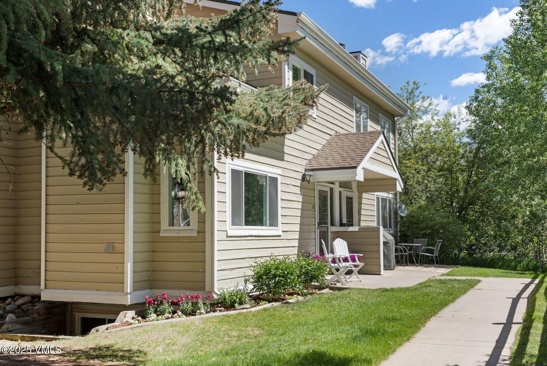 Edwards, Colorado 81632, United States, 3 Bedrooms Bedrooms, ,3 BathroomsBathrooms,Residential,Active,147378