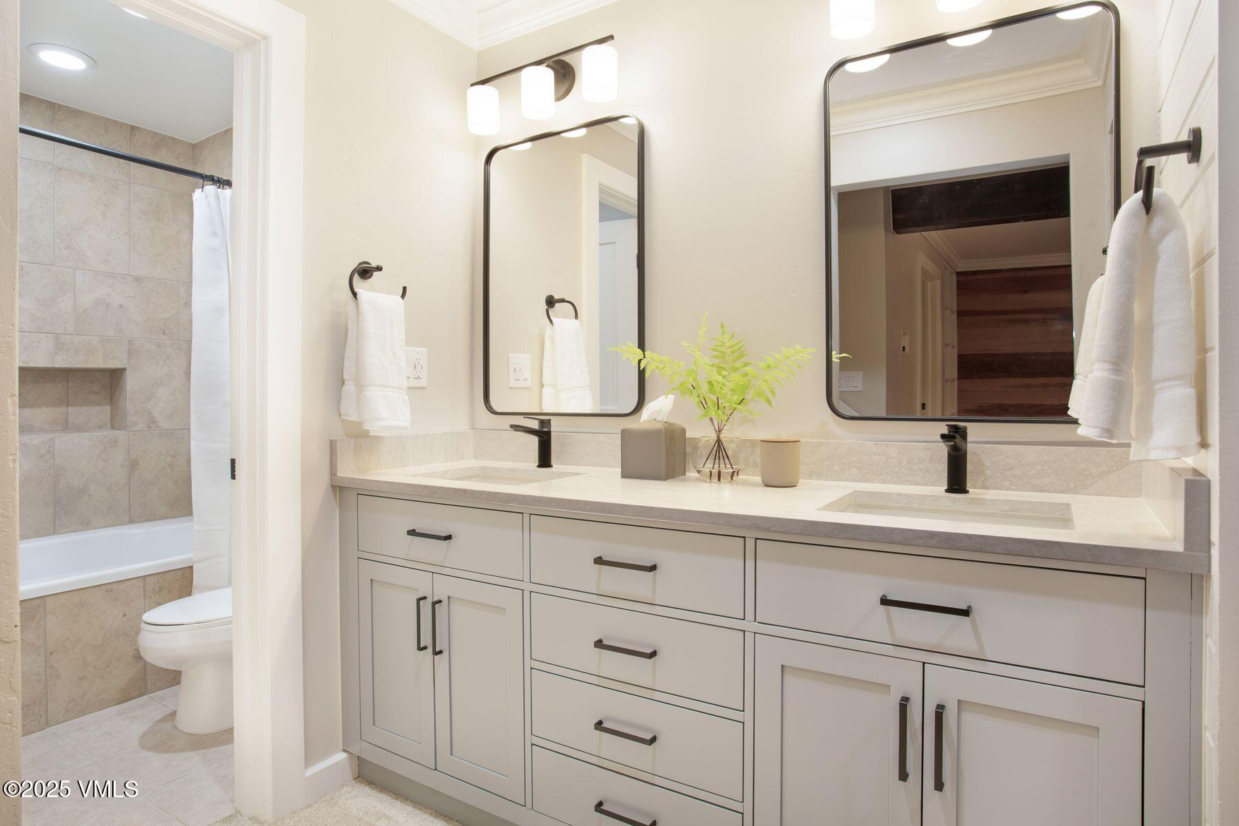 Edwards, Colorado 81632, United States, 3 Bedrooms Bedrooms, ,3 BathroomsBathrooms,Residential,Active,147378