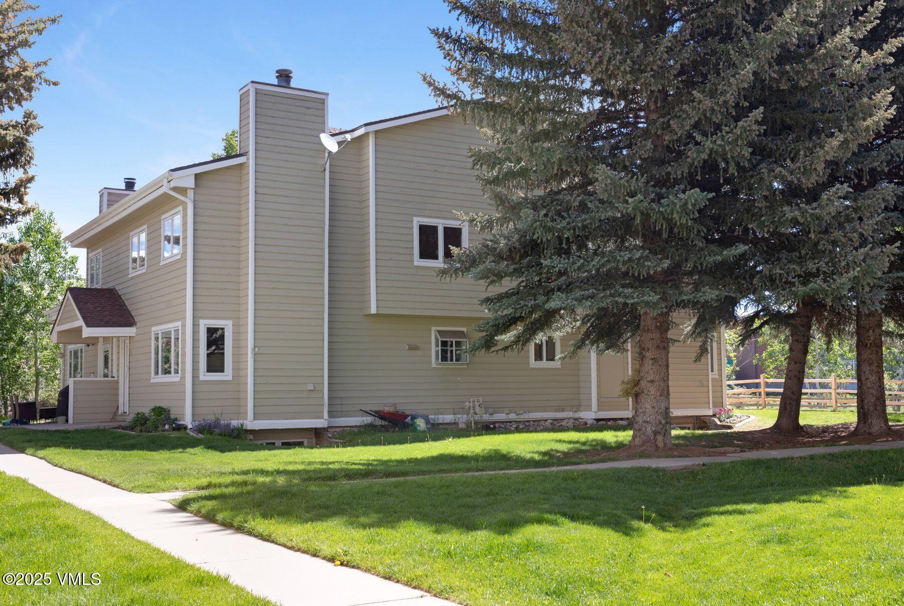 Edwards, Colorado 81632, United States, 3 Bedrooms Bedrooms, ,3 BathroomsBathrooms,Residential,Active,147378