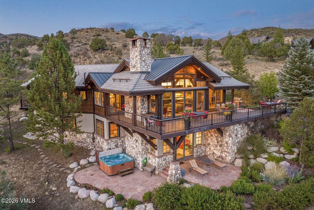 Photo of 62 Elk Run Dr, Edwards, CO 81632 (MLS # 1013530)