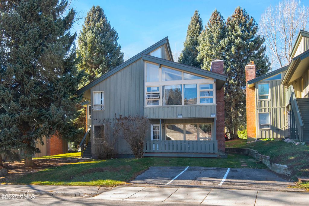 Photo of 921 Red Sandstone Rd #A, Vail, CO 81657 (MLS # 1013091)