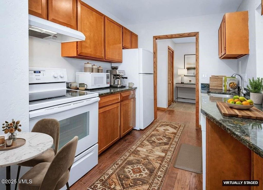 Photo of 921 Red Sandstone Rd #A, Vail, CO 81657 (MLS # 1013091)