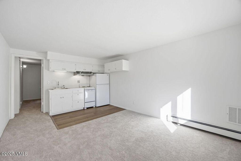 Photo of 2099 Chamonix Lane #1C, Vail, CO 81657 (MLS # 1013086)