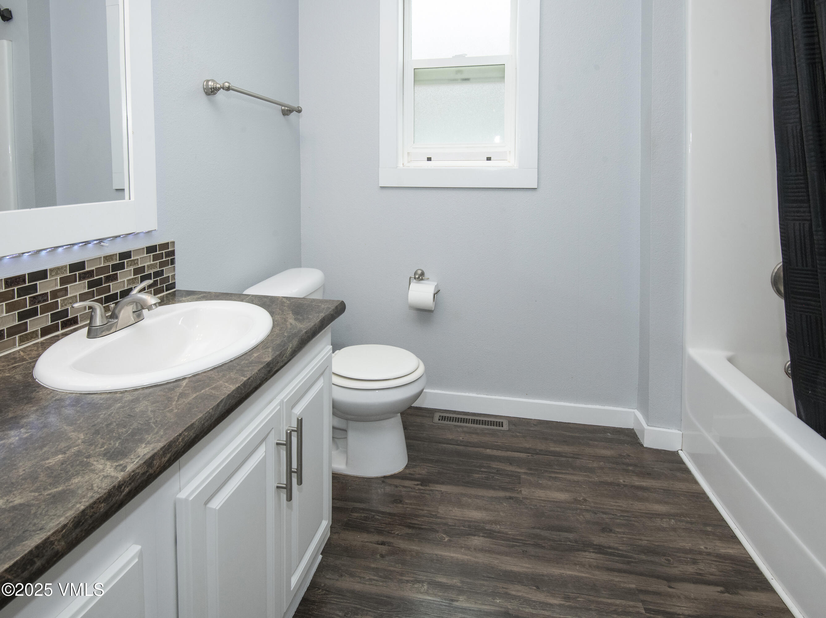 Gypsum, Colorado 81637, United States, 3 Bedrooms Bedrooms, ,3 BathroomsBathrooms,Residential,Active,233210