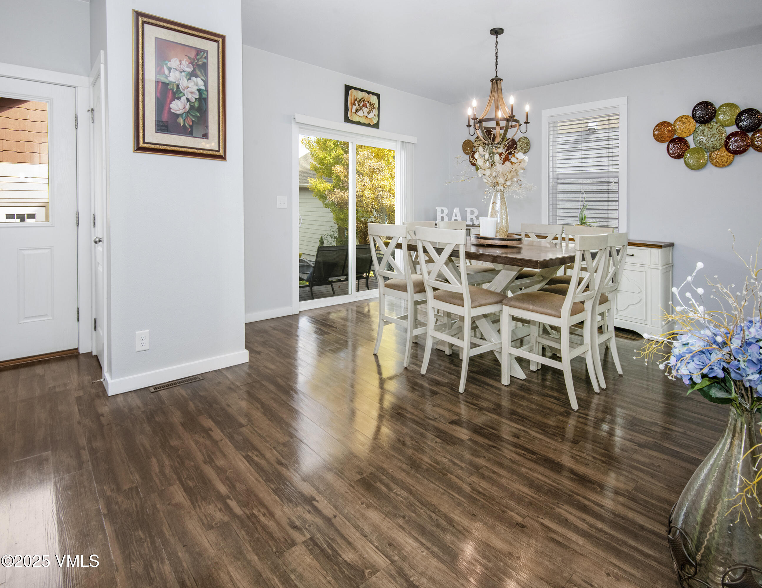 Gypsum, Colorado 81637, United States, 3 Bedrooms Bedrooms, ,3 BathroomsBathrooms,Residential,Active,233210