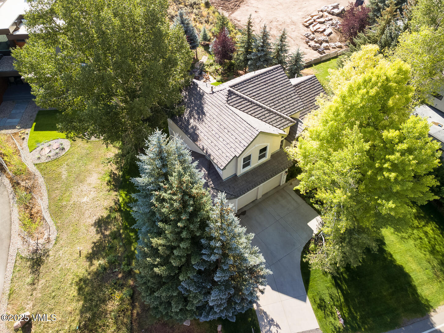 Edwards, Colorado 81632, United States, 5 Bedrooms Bedrooms, ,4 BathroomsBathrooms,Residential,Active,196155