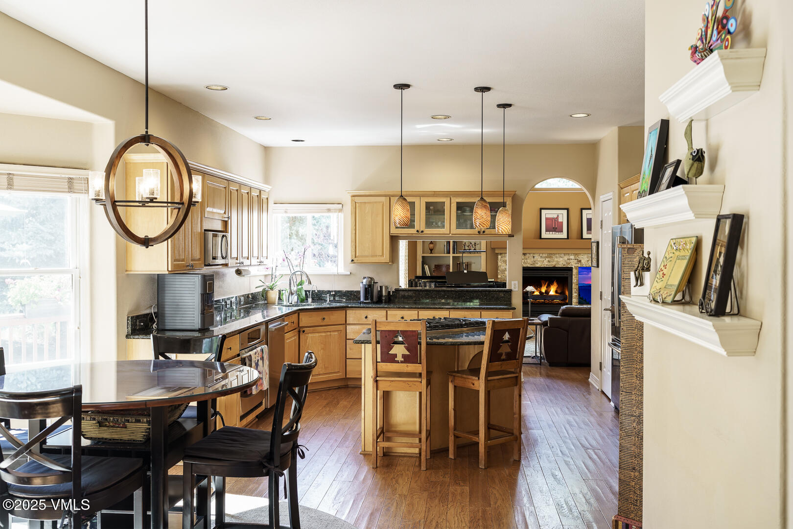 Edwards, Colorado 81632, United States, 5 Bedrooms Bedrooms, ,4 BathroomsBathrooms,Residential,Active,196155