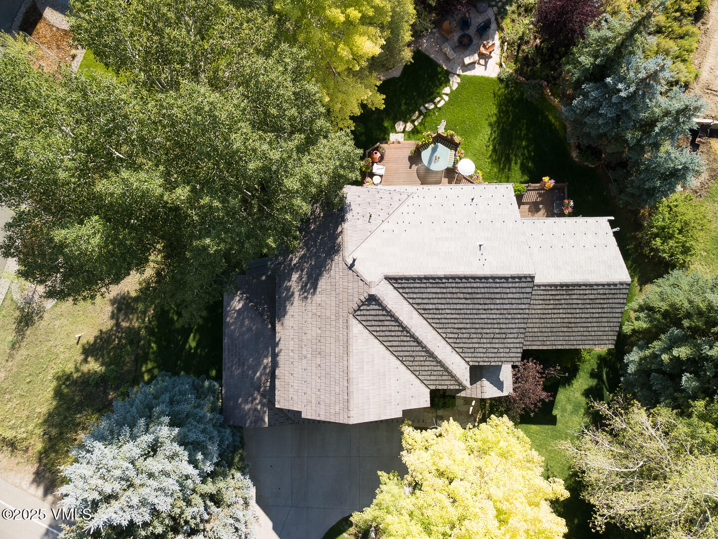 Edwards, Colorado 81632, United States, 5 Bedrooms Bedrooms, ,4 BathroomsBathrooms,Residential,Active,196155