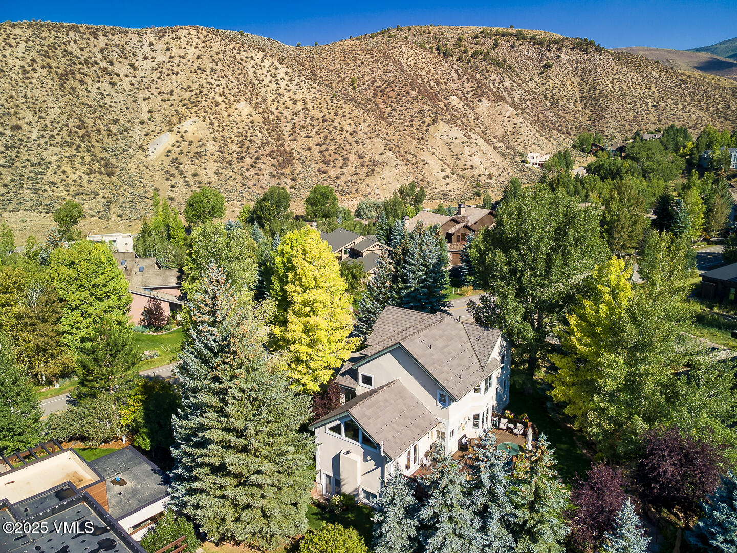 Edwards, Colorado 81632, United States, 5 Bedrooms Bedrooms, ,4 BathroomsBathrooms,Residential,Active,196155