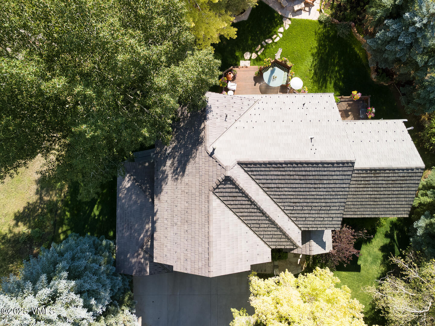 Edwards, Colorado 81632, United States, 5 Bedrooms Bedrooms, ,4 BathroomsBathrooms,Residential,Active,196155