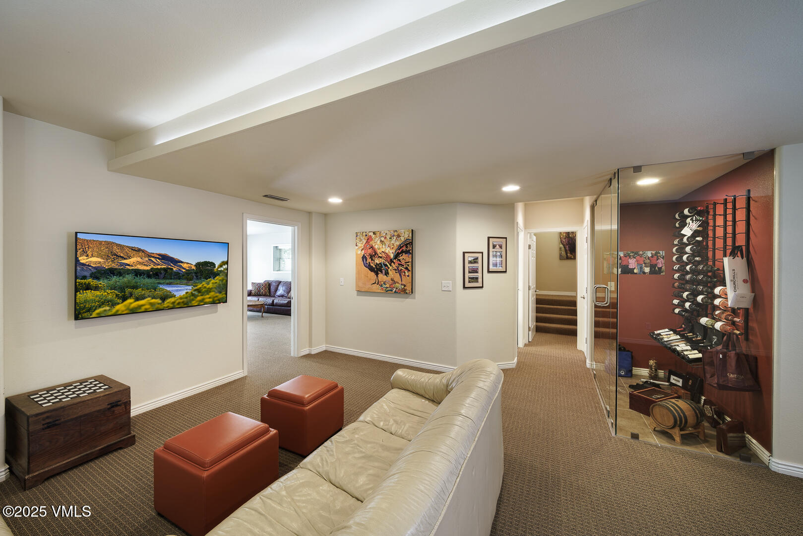 Edwards, Colorado 81632, United States, 5 Bedrooms Bedrooms, ,4 BathroomsBathrooms,Residential,Active,196155