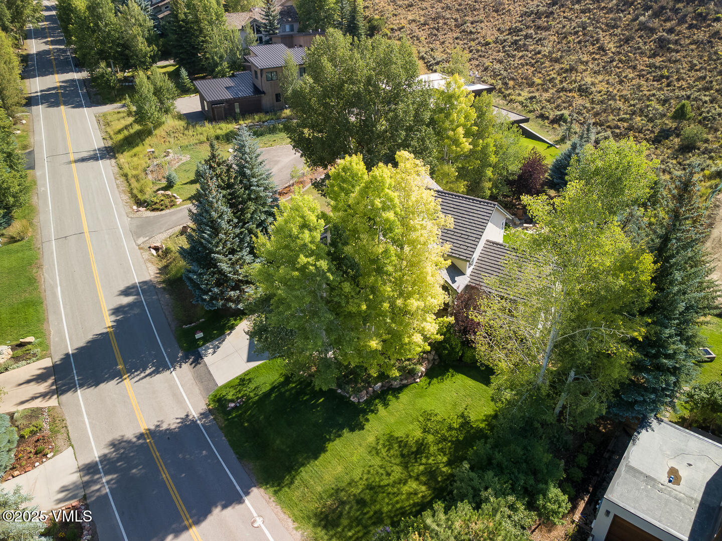 Edwards, Colorado 81632, United States, 5 Bedrooms Bedrooms, ,4 BathroomsBathrooms,Residential,Active,196155