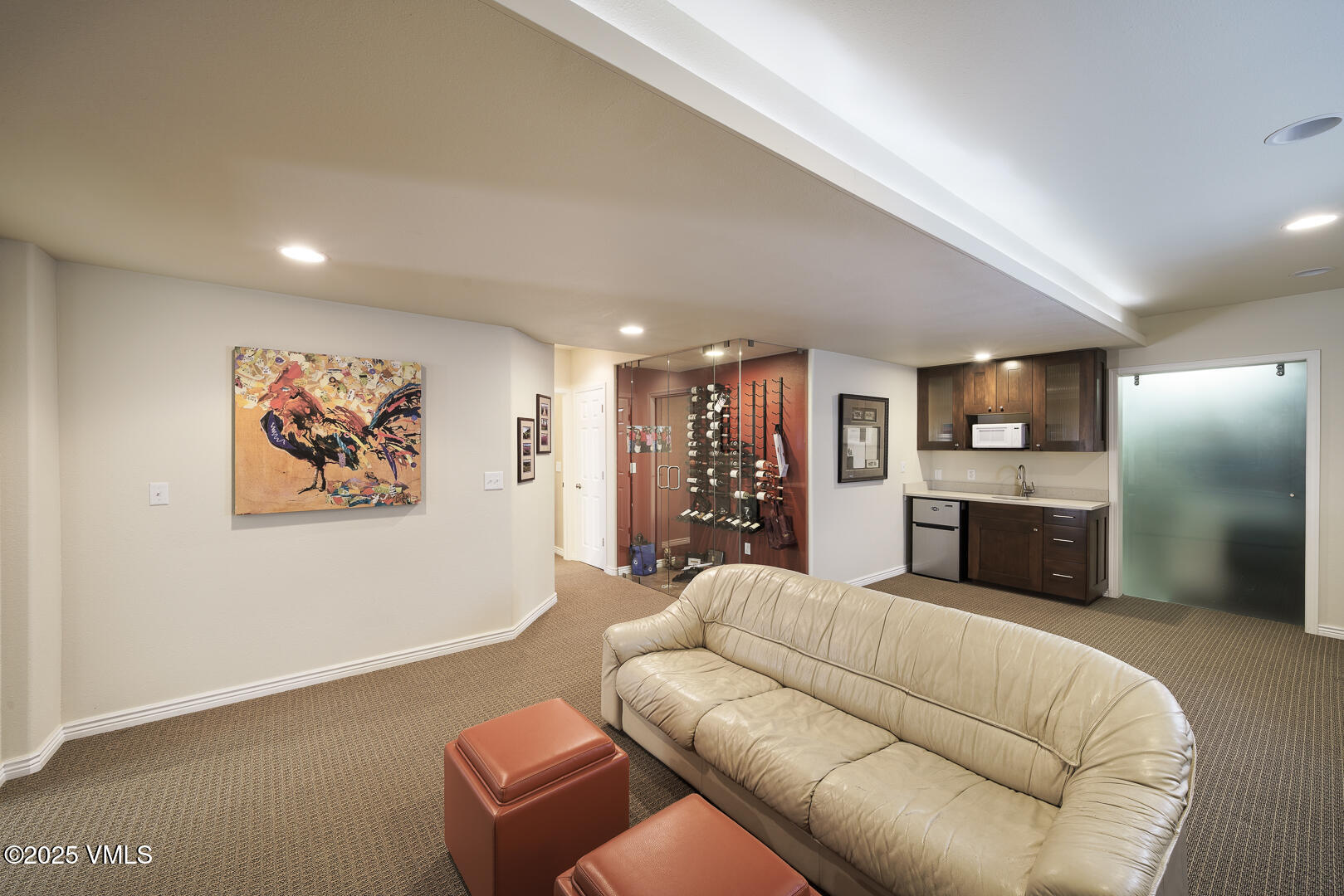 Edwards, Colorado 81632, United States, 5 Bedrooms Bedrooms, ,4 BathroomsBathrooms,Residential,Active,196155