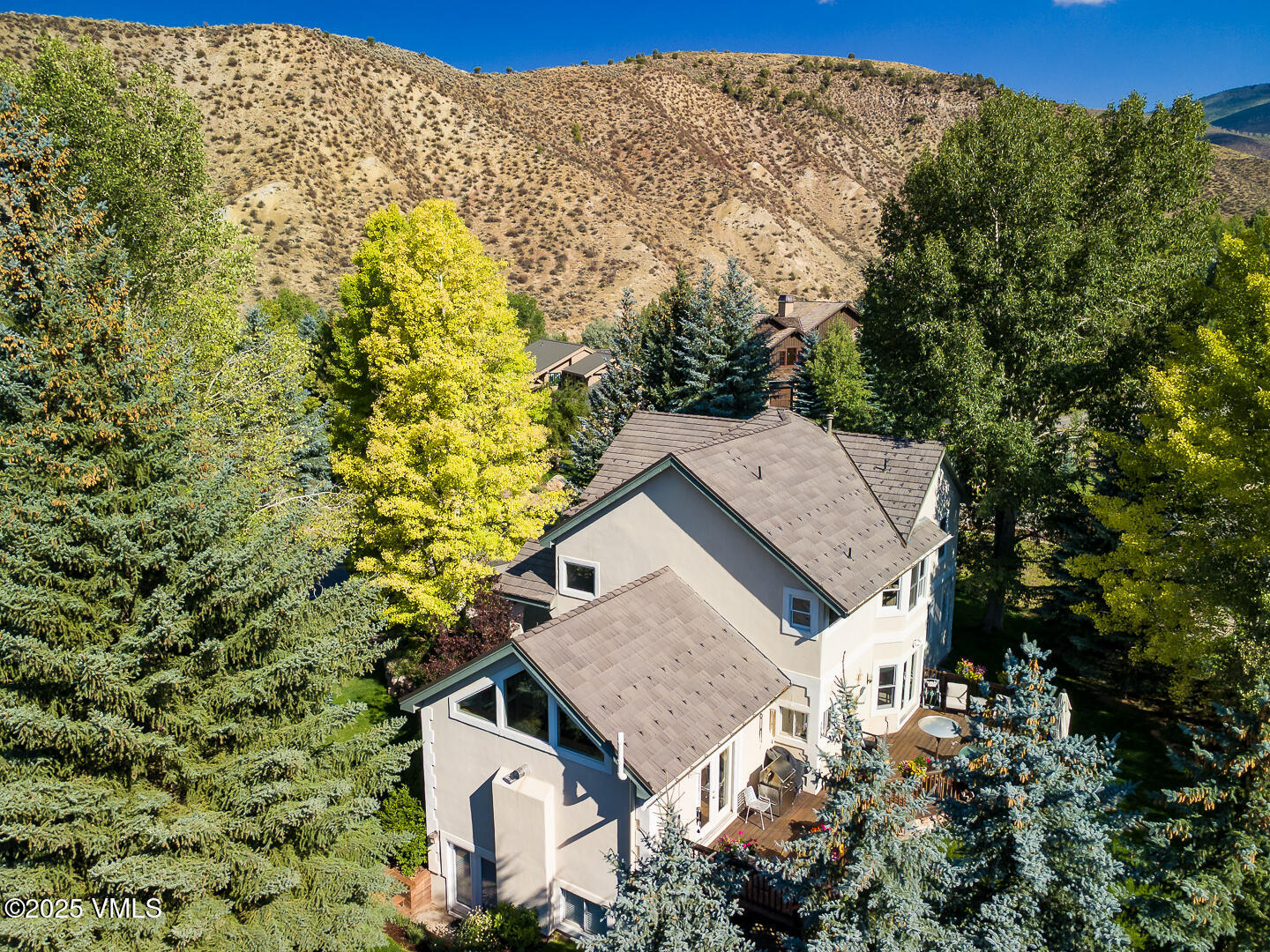 Edwards, Colorado 81632, United States, 5 Bedrooms Bedrooms, ,4 BathroomsBathrooms,Residential,Active,196155