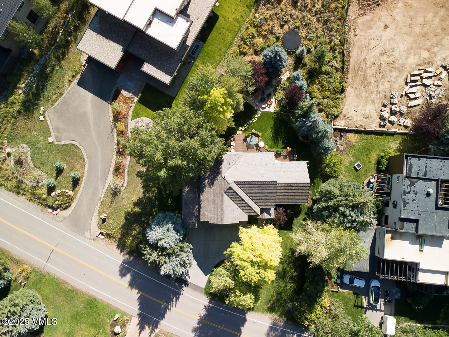 Edwards, Colorado 81632, United States, 5 Bedrooms Bedrooms, ,4 BathroomsBathrooms,Residential,Active,196155