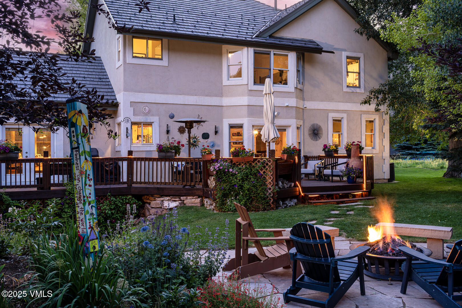 Edwards, Colorado 81632, United States, 5 Bedrooms Bedrooms, ,4 BathroomsBathrooms,Residential,Active,196155