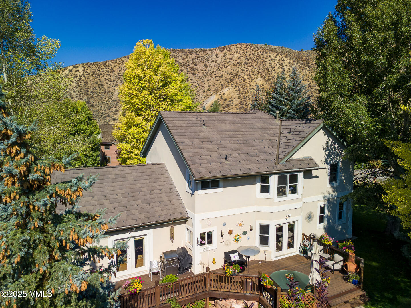 Edwards, Colorado 81632, United States, 5 Bedrooms Bedrooms, ,4 BathroomsBathrooms,Residential,Active,196155