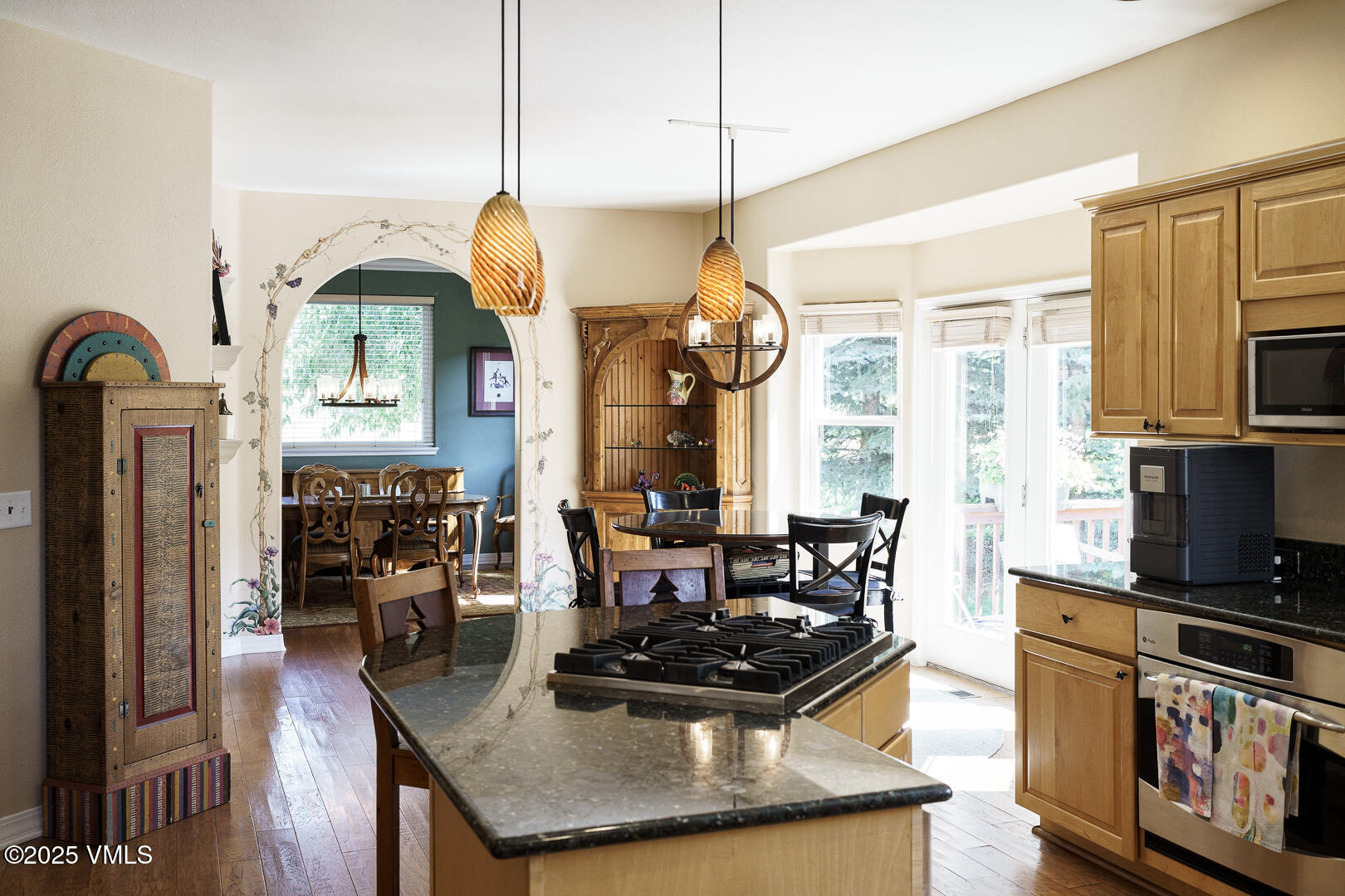 Edwards, Colorado 81632, United States, 5 Bedrooms Bedrooms, ,4 BathroomsBathrooms,Residential,Active,196155