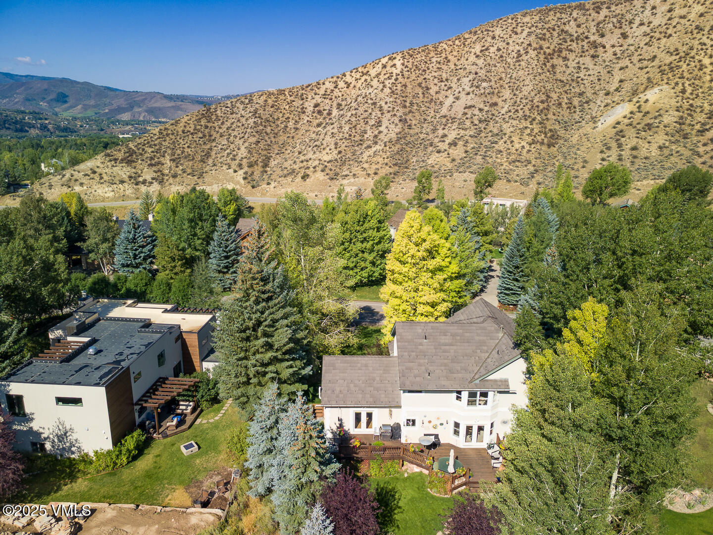 Edwards, Colorado 81632, United States, 5 Bedrooms Bedrooms, ,4 BathroomsBathrooms,Residential,Active,196155