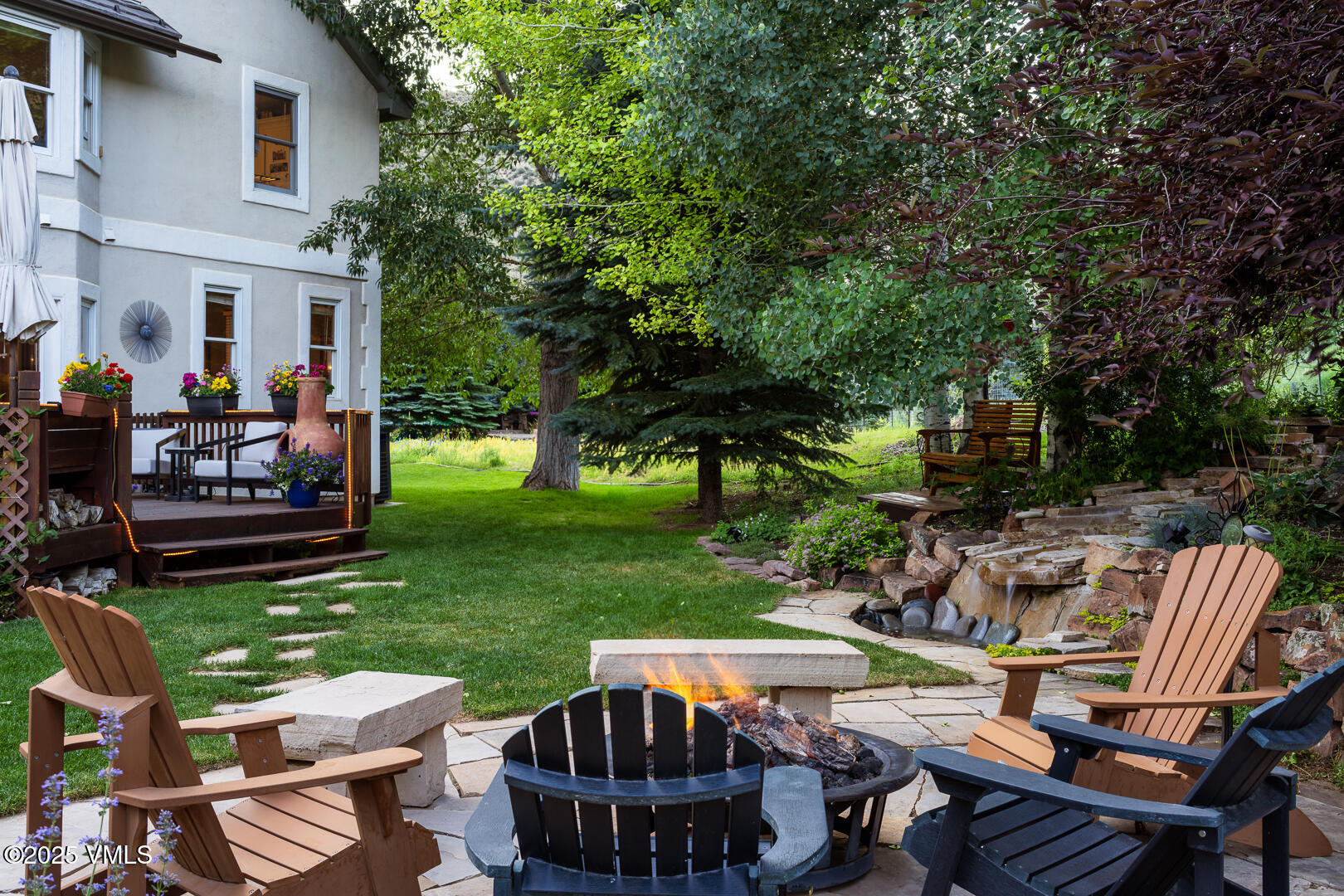 Edwards, Colorado 81632, United States, 5 Bedrooms Bedrooms, ,4 BathroomsBathrooms,Residential,Active,196155