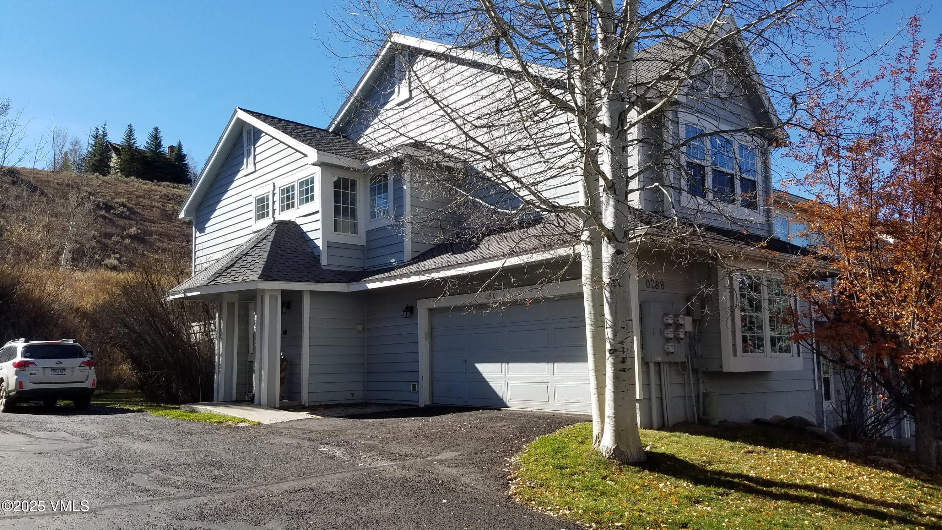 Similar Properties