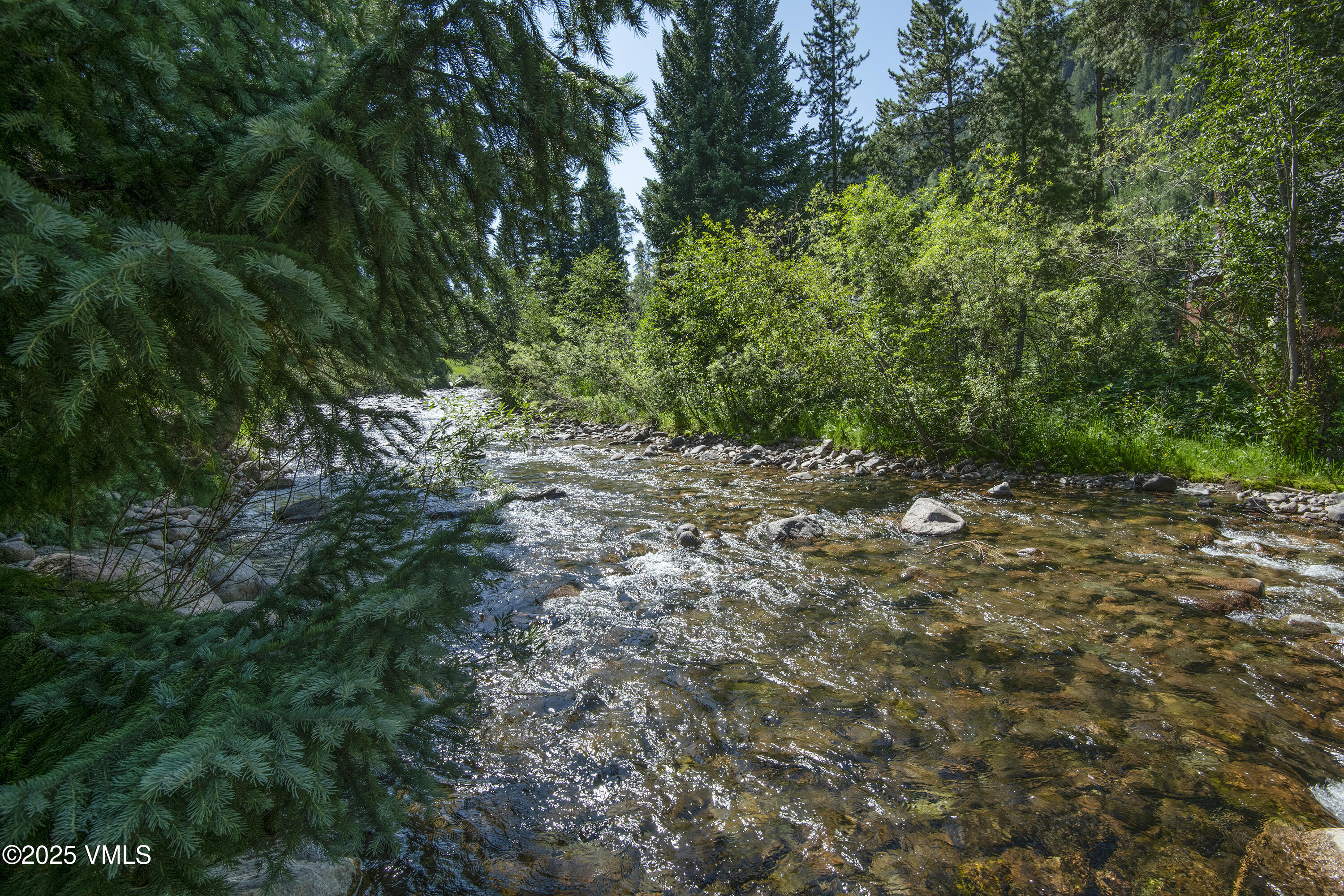 Vail, Colorado 81657, United States, 4 Bedrooms Bedrooms, ,4 BathroomsBathrooms,Residential,Active,147871