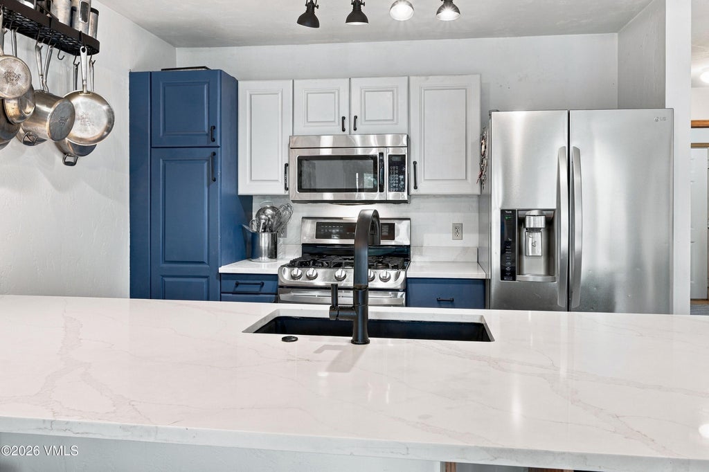 Photo of 1000 Homestead Drive #UNIT 9, Edwards, CO 81632 (MLS # 1015233)