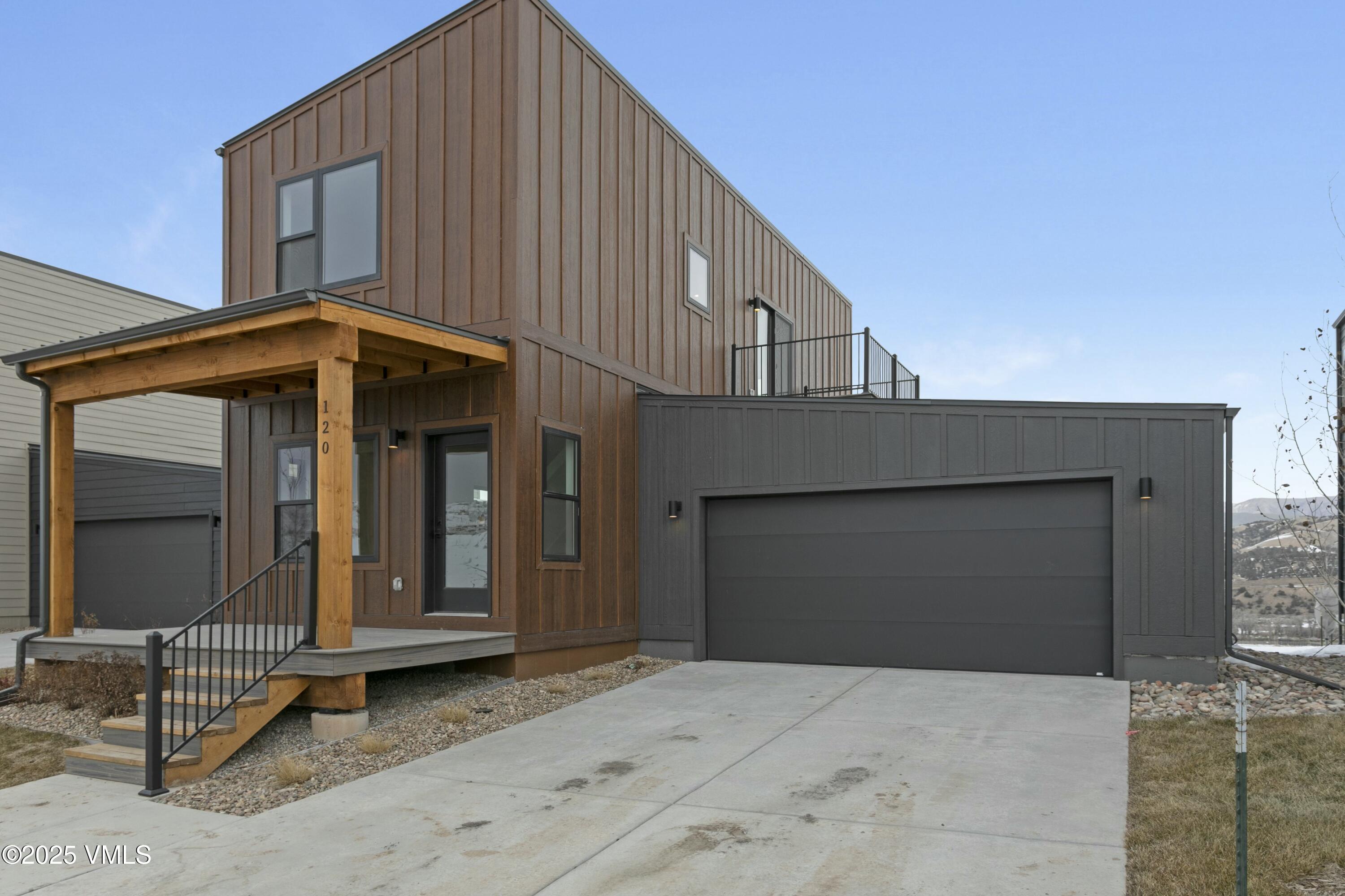 Similar Properties