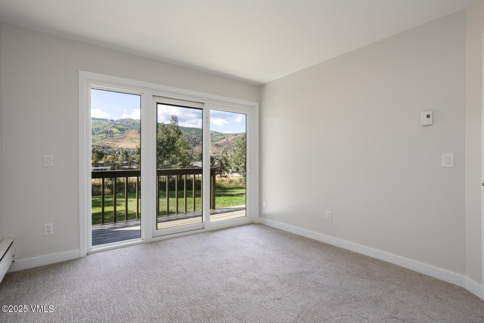 Avon, Colorado 81620, United States, 3 Bedrooms Bedrooms, ,3 BathroomsBathrooms,Residential,Pending,209991