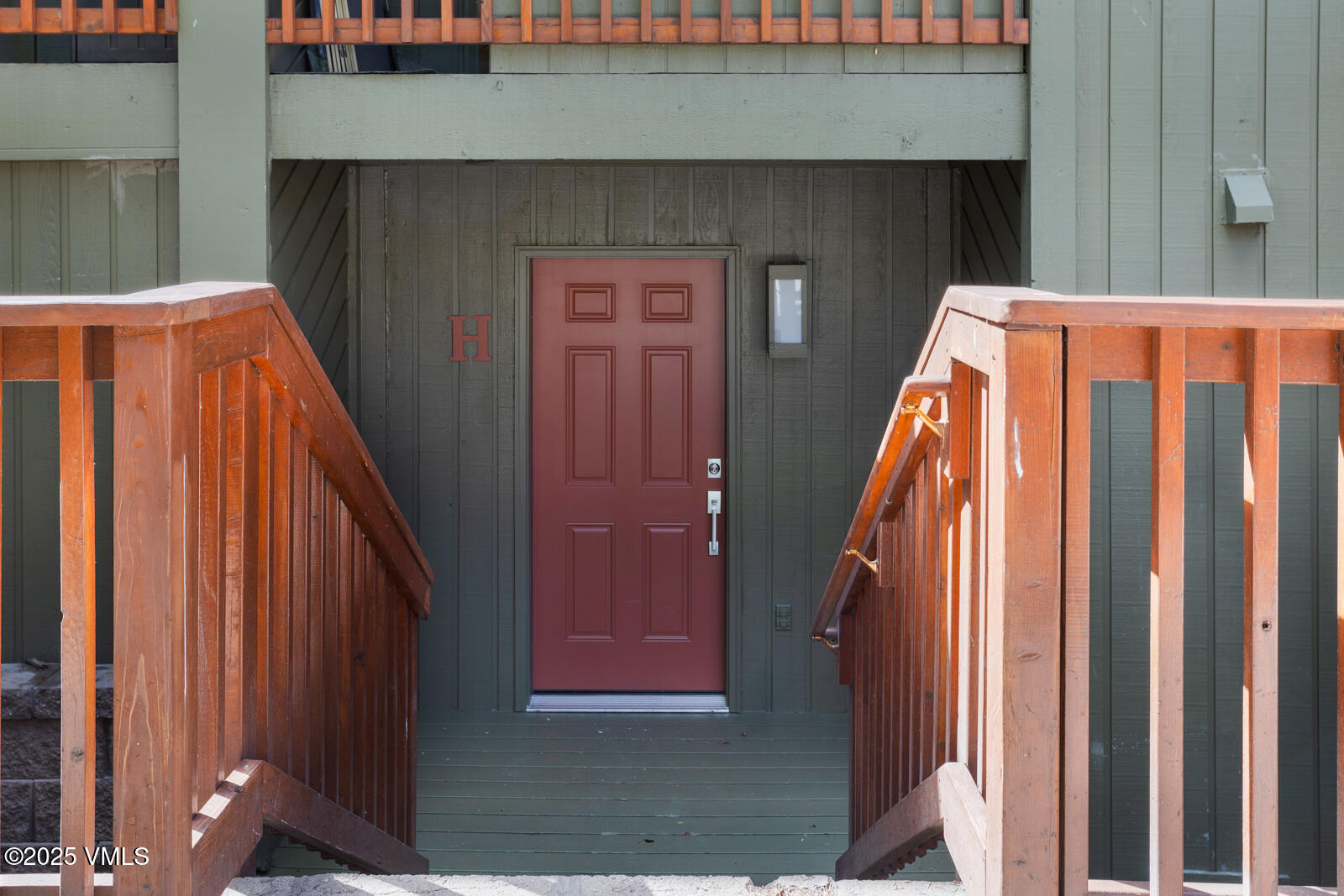 Avon, Colorado 81620, United States, 3 Bedrooms Bedrooms, ,3 BathroomsBathrooms,Residential,Pending,209991