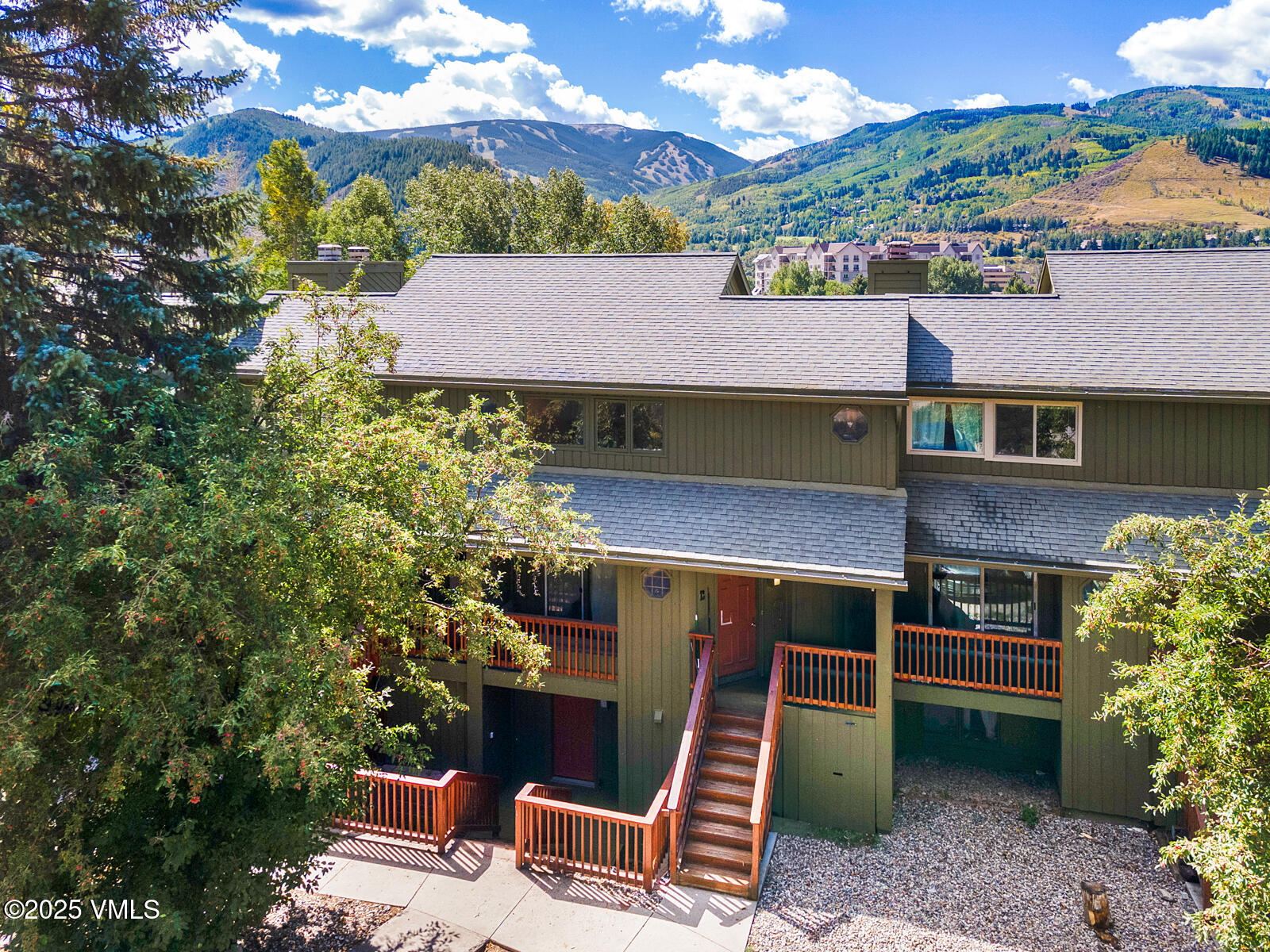 Avon, Colorado 81620, United States, 3 Bedrooms Bedrooms, ,3 BathroomsBathrooms,Residential,Pending,209991