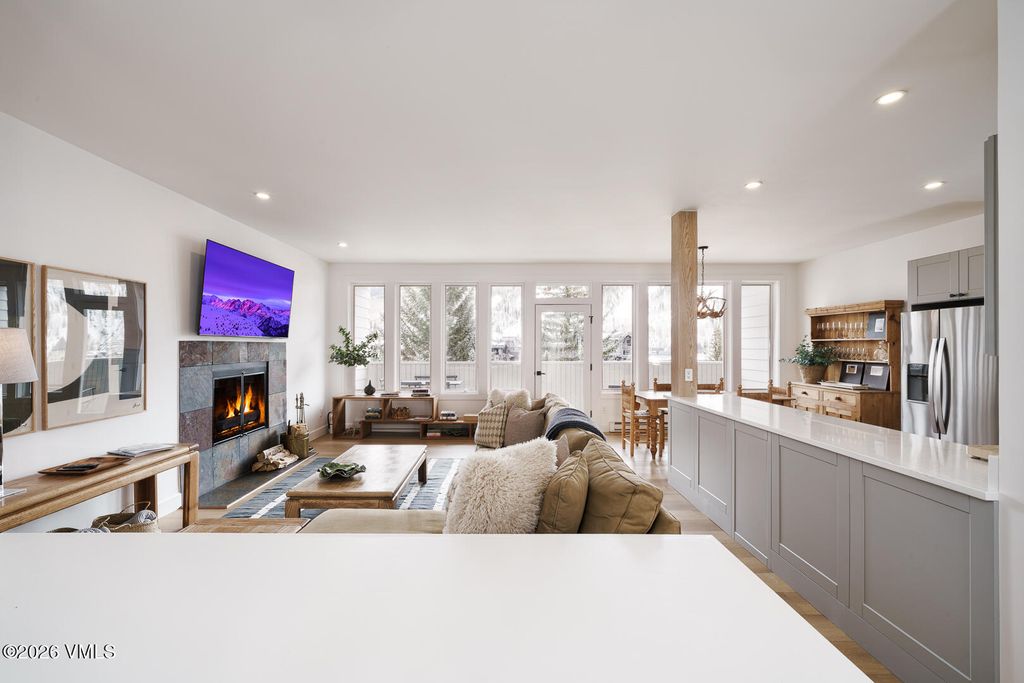 Photo of 625 N Frontage Rd #32B, Vail, CO 81657 (MLS # 1013649)