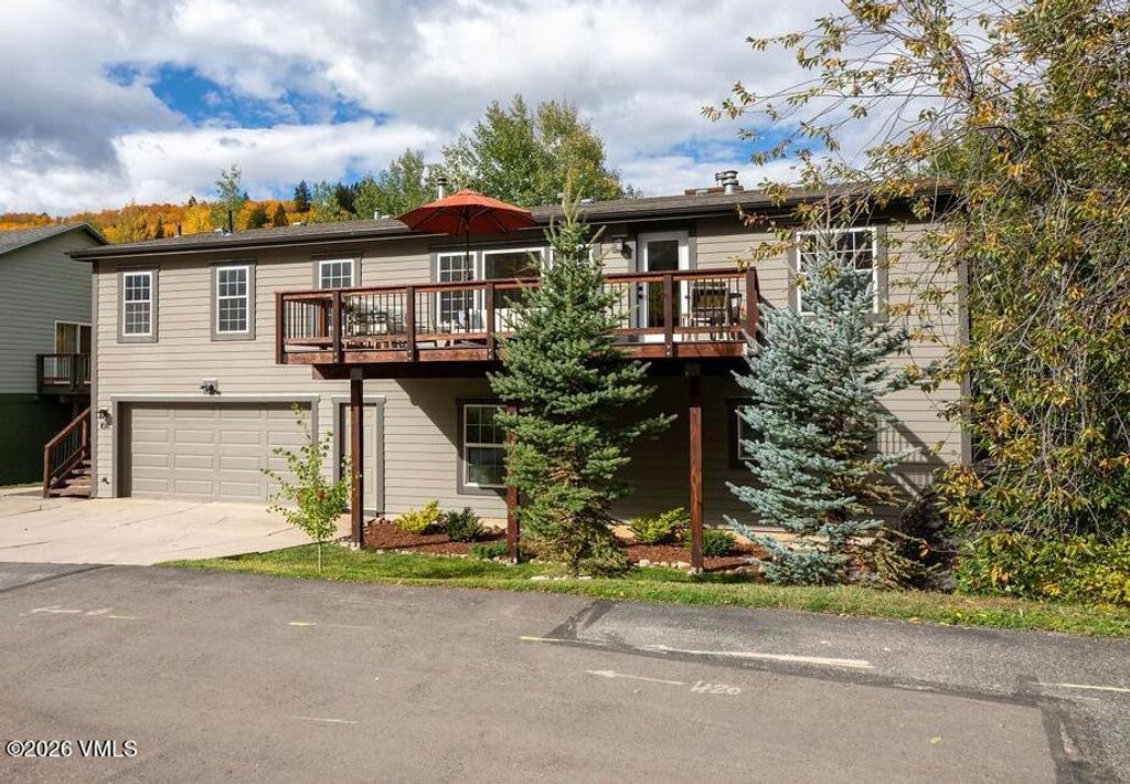 Photo of 1011 Mountain Drive, Minturn, CO 81645 (MLS # 1013977)