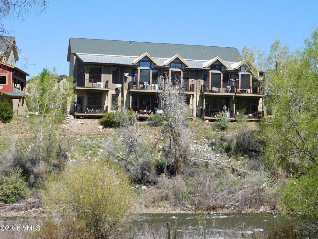 Photo of 705 Nogal RD #D11, Eagle, CO 81631 (MLS # 1014115)