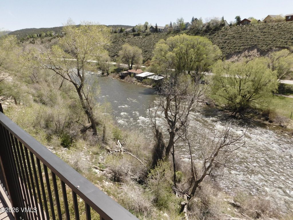 Photo of 705 Nogal RD #D11, Eagle, CO 81631 (MLS # 1014115)