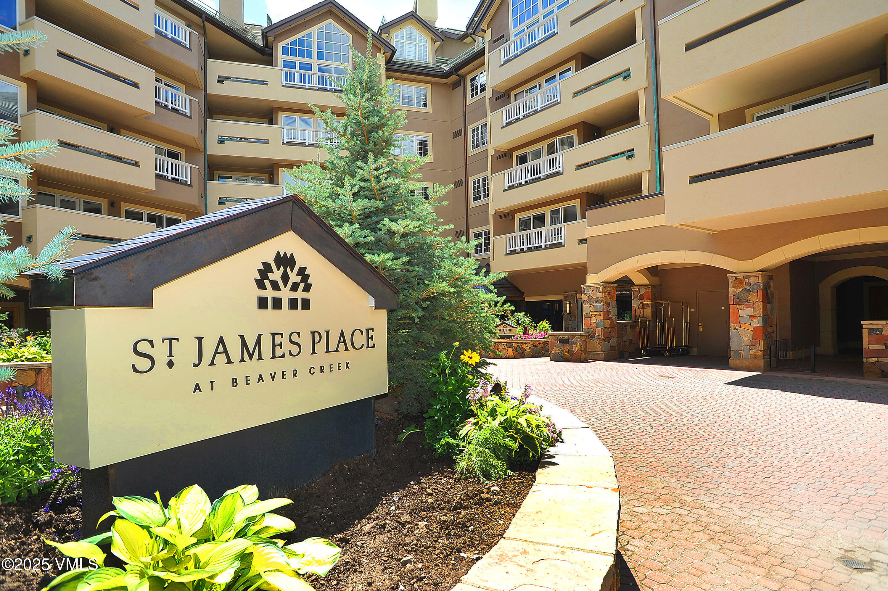 Beaver Creek, Colorado 81620, United States, 2 Bedrooms Bedrooms, ,3 BathroomsBathrooms,Residential,Active,97535